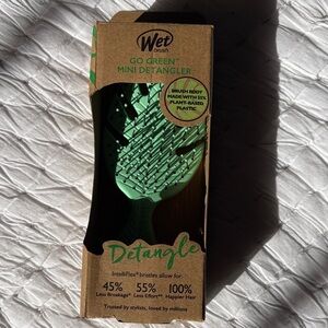 Wet Brush Go Green Mini Detangler - Green